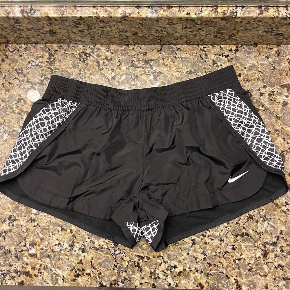 Nike running shorts TRAIN